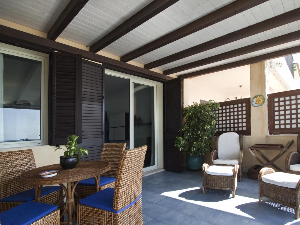 Terrazza A Mare Corallo Marina di Ragusa Dış mekan fotoğraf